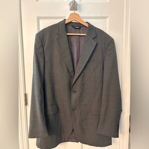 Jos A Bank suit jacket, 43R size.  No visible damage or wear.